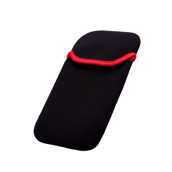 Univerzális Tablettok - Neoprén beledugós, fekete tablet tok (7 coll, 19x14 cm)