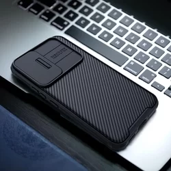 Samsung Galaxy S22 Telefontok - Nillkin csúsztatható kameravédős fekete hátlap tok-1