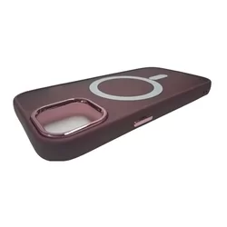 iPhone 15 Pro Max Telefontok - MagSafe kompatibilis burgundy áttetsző műanyag hátlap tok, burgundy szilikon kerettel-2