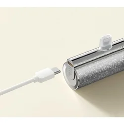 Powerbank: VEGER PlugOn - ezüst csillogós powerbank beépített Type-C (USB-C) csatlakozóval, 5000mAh, LED kijelzés-1