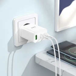 HOCO N33 telefon töltő - 2 Type-C (USB-C) + USB portos fehér hálózati töltőfej, 35W-4