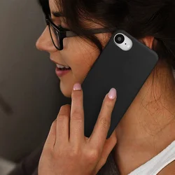 Telefontok iPhone 17e - fekete szilikon hátlap tok-3