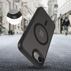 Telefontok iPhone 17e - Tech-Protect Magmat - MagSafe kompatibilis áttetsző műanyag hátlap tok, fekete szilikon kerettel-3