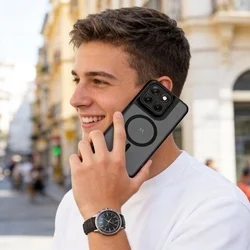 Telefontok Motorola Edge 70 Fusion / Fusion+ - Tech-Protect Magmat - MagSafe kompatibilis áttetsző műanyag hátlap tok, fekete szilikon kerettel-3